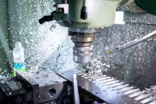 CNC Machining vs Manual Machining