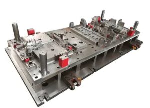 Conception de la matrice et préparation de l'outillage