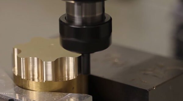 cnc-Maschine für Messing