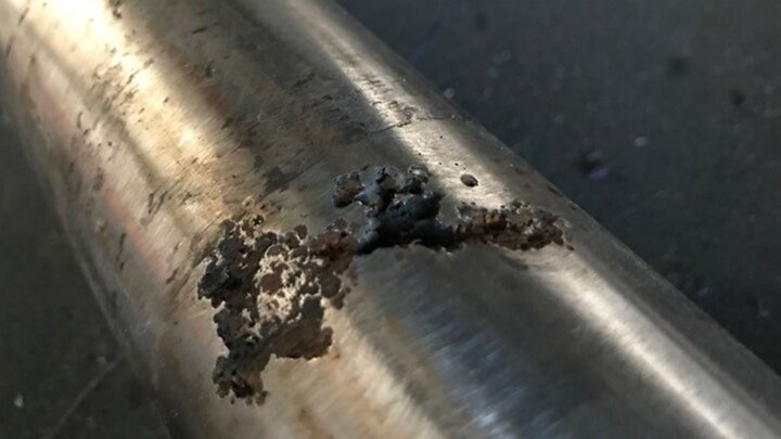 electrolytic corrosion stainless steel