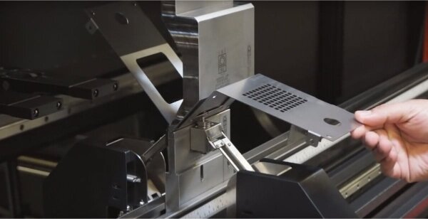 sheet metal Bending (1)