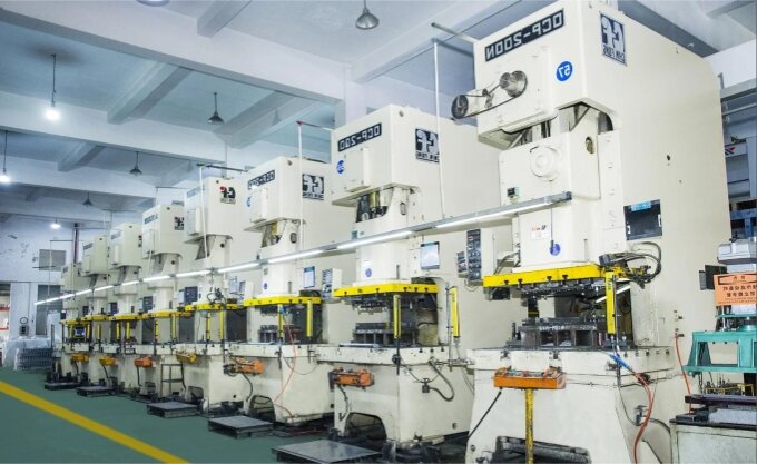 Servizi di stampaggio dei metalli