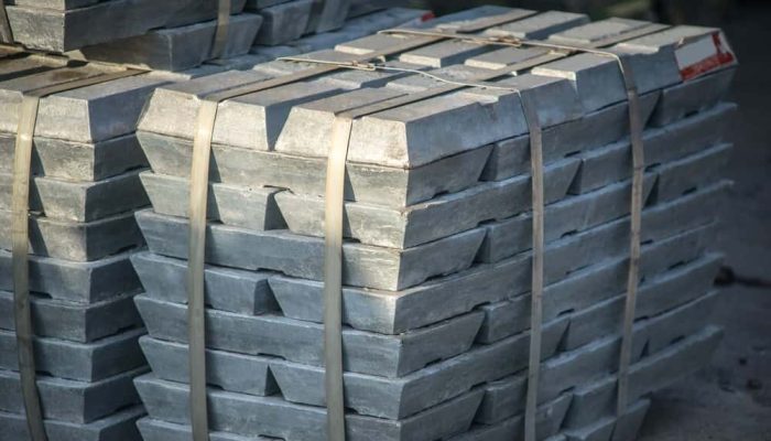 will zinc rust